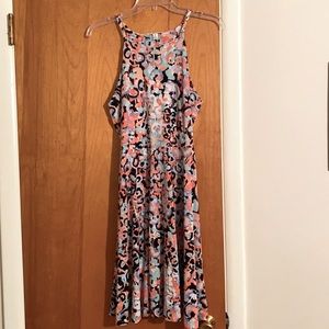 BAR III halter abstract print dress! size M but VERY stretchy!!